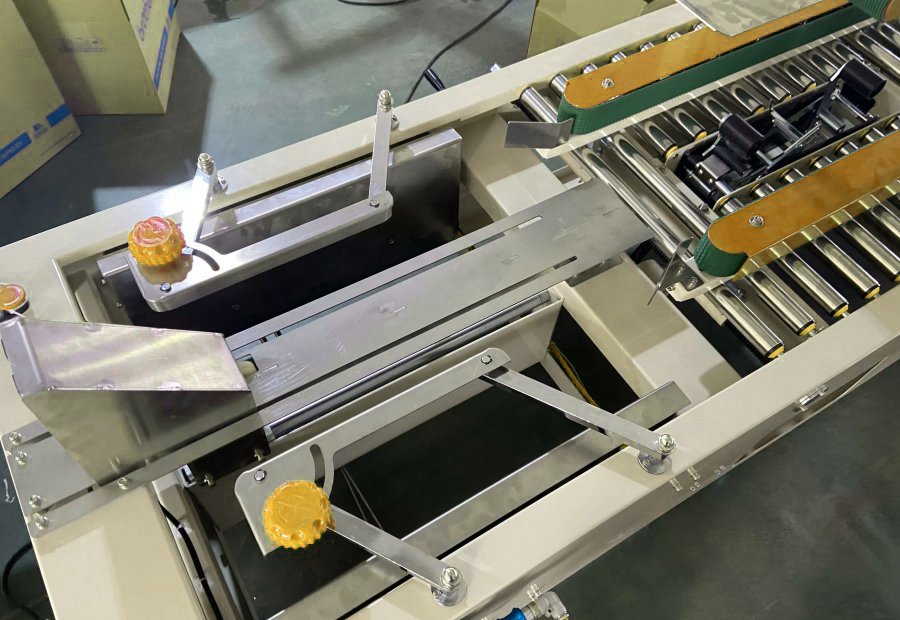 Semi-automatic cardboard box/case erector – product image, industrial automation, packaging machine